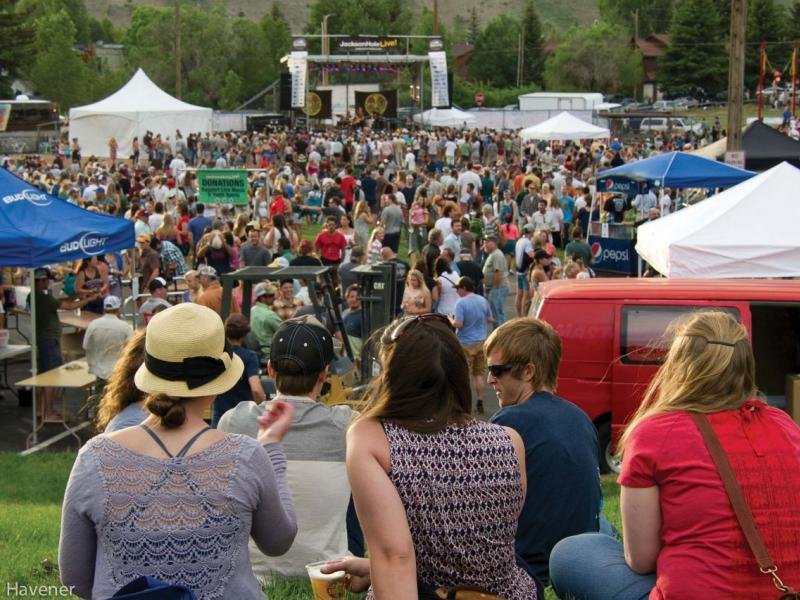 Live Music Restaurants Jackson Hole Offer Unique Dining Experiences